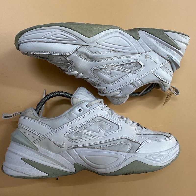 Giày chính hãng đã qua sử dụng