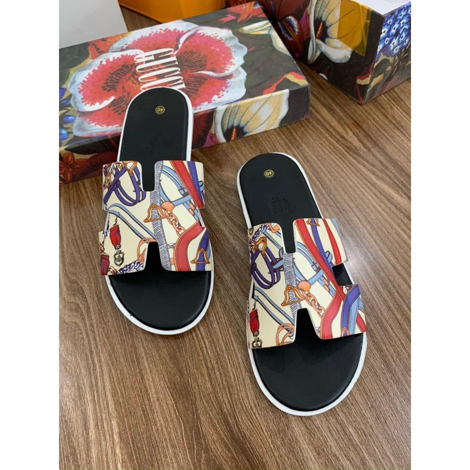 Dép HM mặt 3D - Dép quai da đế cao su khâu viền chắc chắn