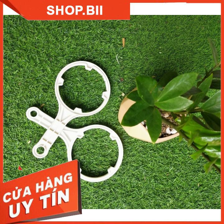 [SIÊU RẺ]Tay Vặn Lõi Lọc Dùng Để Thay Lõi Lọc Nước Cho Mọi Loại Máy Lọc Bền Đẹp Giá Rẻ Tại Hà Nội. | BigBuy360 - bigbuy360.vn
