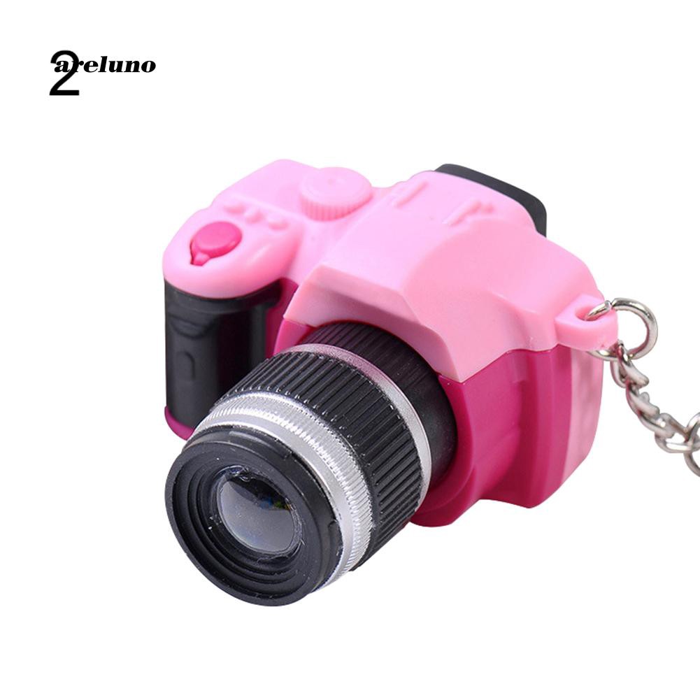 Móc khóa hình camera mini gắn đèn LED dễ thương