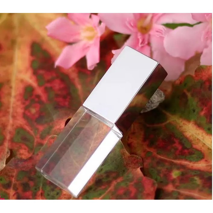 USB Pha lê đèn Led màu bạc 32G | BigBuy360 - bigbuy360.vn