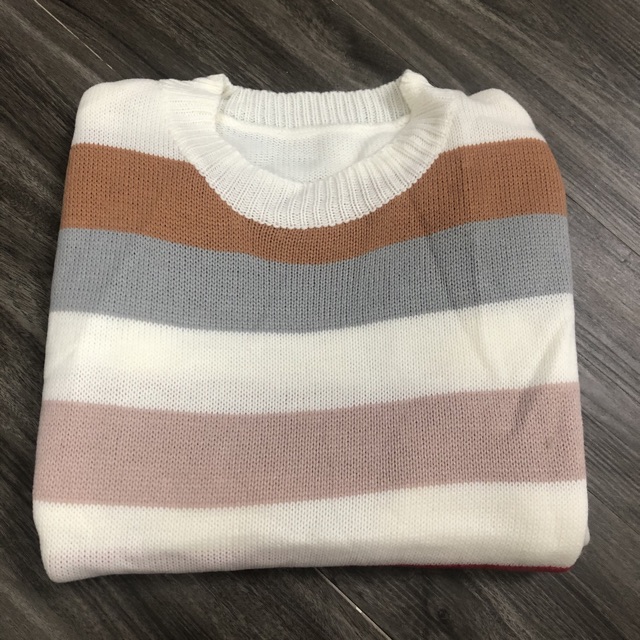 Áo len sọc nhiều màu