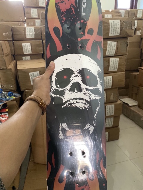 Ván trượt gỗ lớn ) có nhám chống trượt