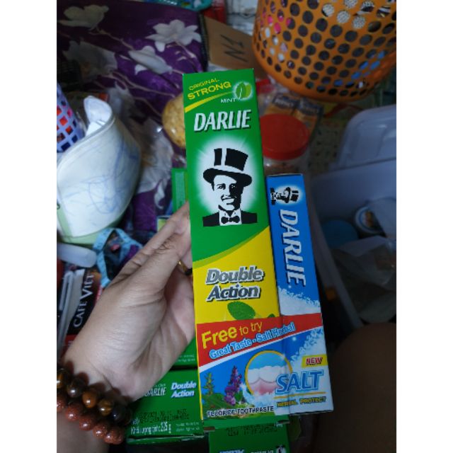 KEM ĐÁNH RĂNG ÔNG GIÀ DARLIE