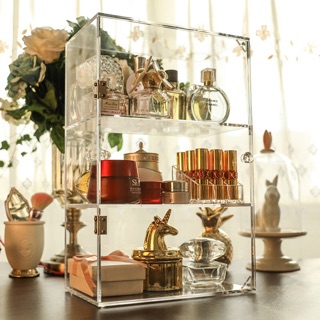 Tủ đựng nước hoa