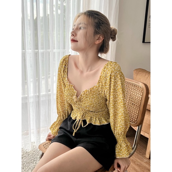 ÁO TRỄ VAI HOA RÚT TAY DÀI