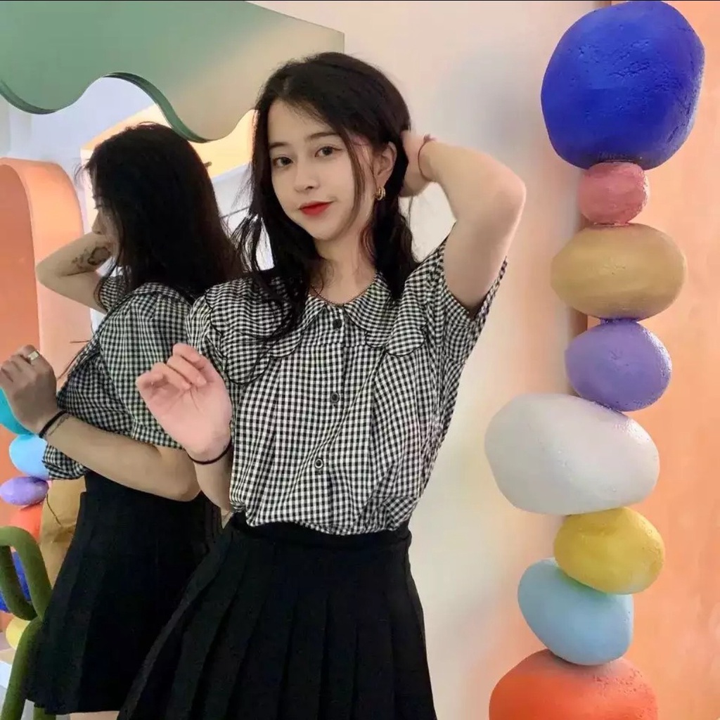 Áo sơ mi nữ ngắn tay kẻ caro đen trắng cổ lượn sóng cực xinh AM18