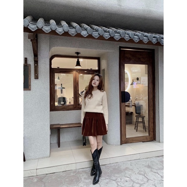 Chân váy nhung form to