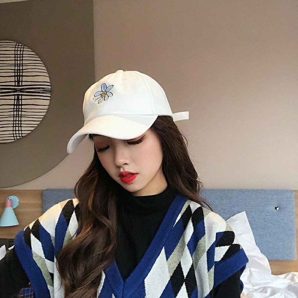 𝑭𝑹𝑬𝑬𝑺𝑯𝑰𝑷  Mũ lưỡi trai UNISEX thêu hình hoa cúc phong cách Ulzzang nhiều màu