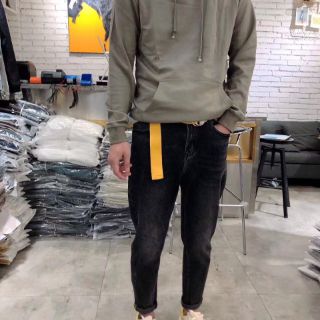 Chân váy Giang Hy