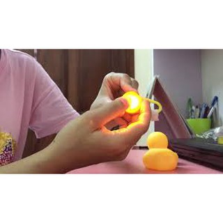 Vịt gắn xe máy phát sáng