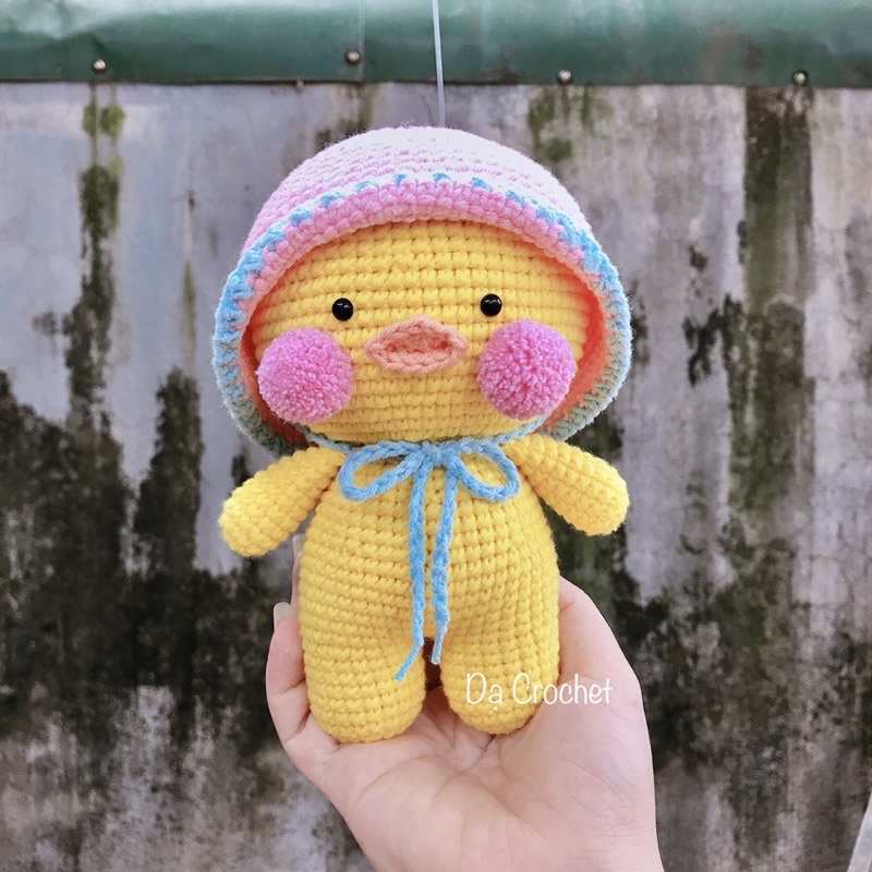 Con Gà Đội Nón Nhồi Bông Bằng Len Dễ Thương Cho Bé - Thú Bông Handmade Đan Móc Thủ Công Bằng Tay