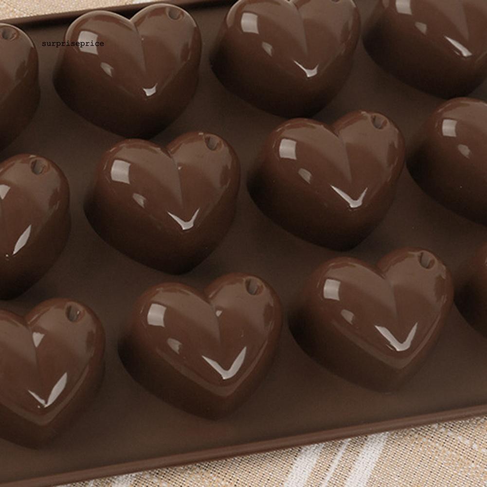 Khuôn silicone làm bánh hình trái tim xinh xắn