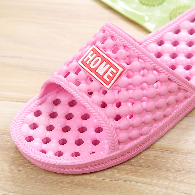 Dép GAVINBROWN họa tiết hoạt hình xinh xắn khoét lỗ mát xa chân chống trượt đi trong nhà cho nam và nữ