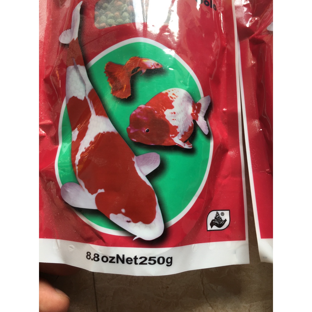 Thức ăn cá KOI,cám SAKURA 250 gram hạt to,hạt nhỏ cao cấp nhập THÁI LAN.