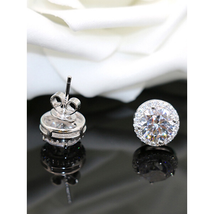 Khuyên tai dạng tròn thiết kế tinh tế thích hợp cho nhiều dịp | BigBuy360 - bigbuy360.vn