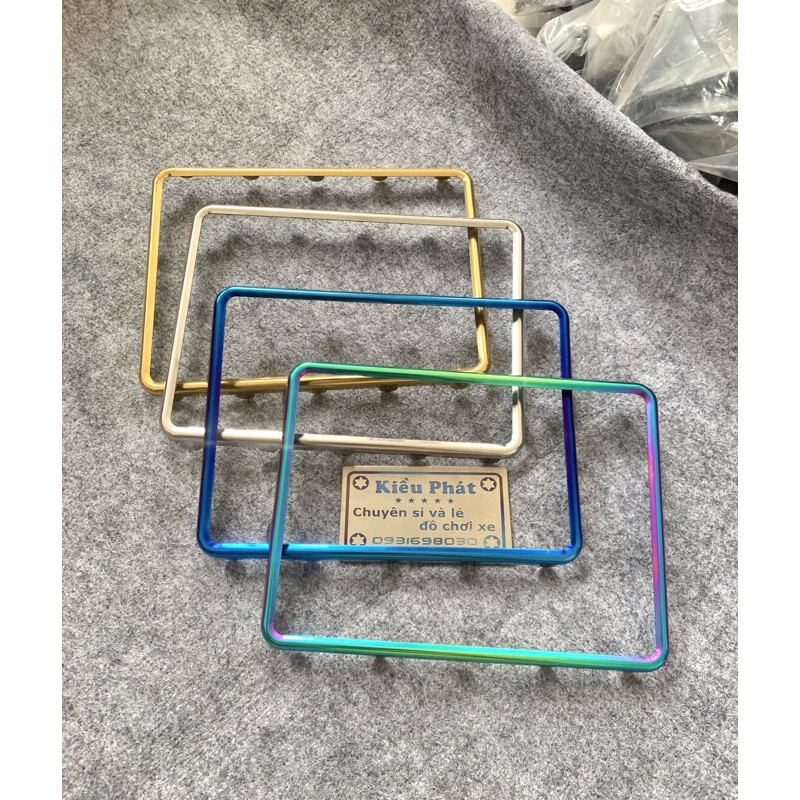 Viền khung biển số Titan - 7 màu - Vàng - Inox