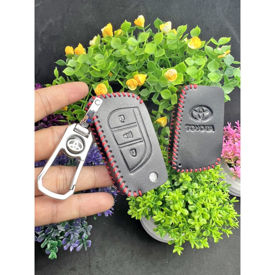 Bao Da chìa khóa gập ô tô Toyota Fortuner 2019,Atis, Innova gập 3 nút  Type 2 - TOY30 6B3