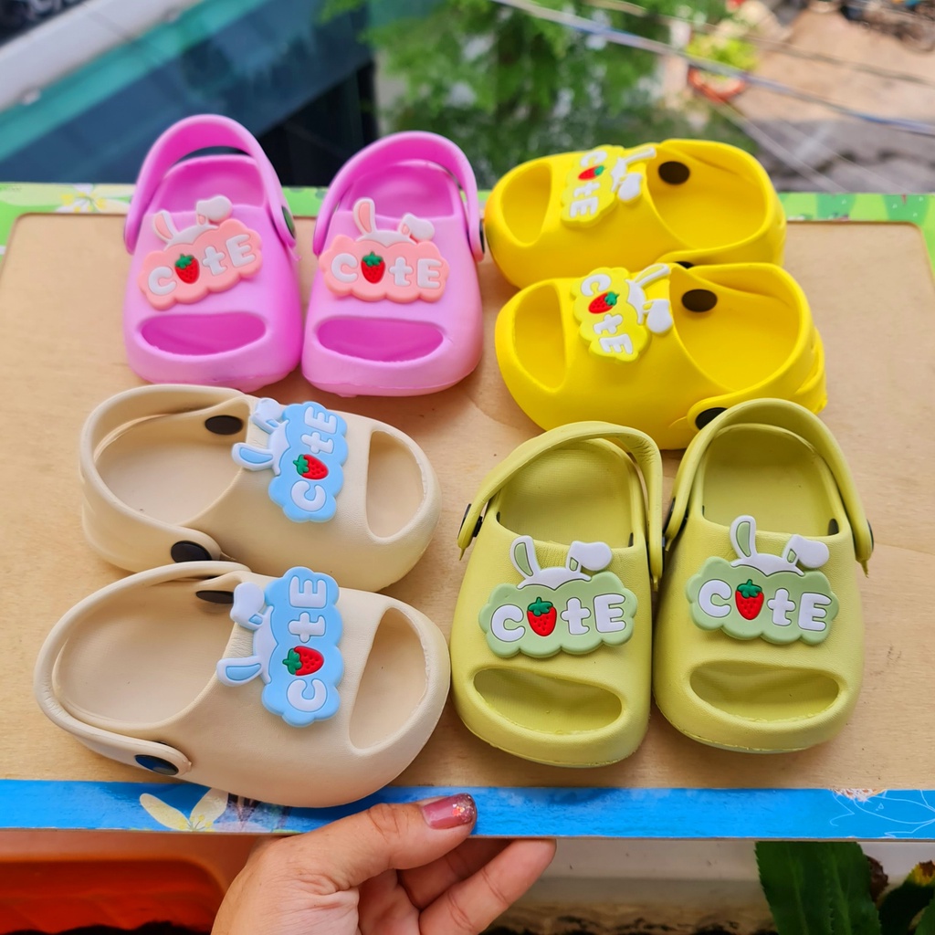 Dép bánh mì cho bé gái hình thỏ cute dễ thương kèm quai sau siêu nhẹ