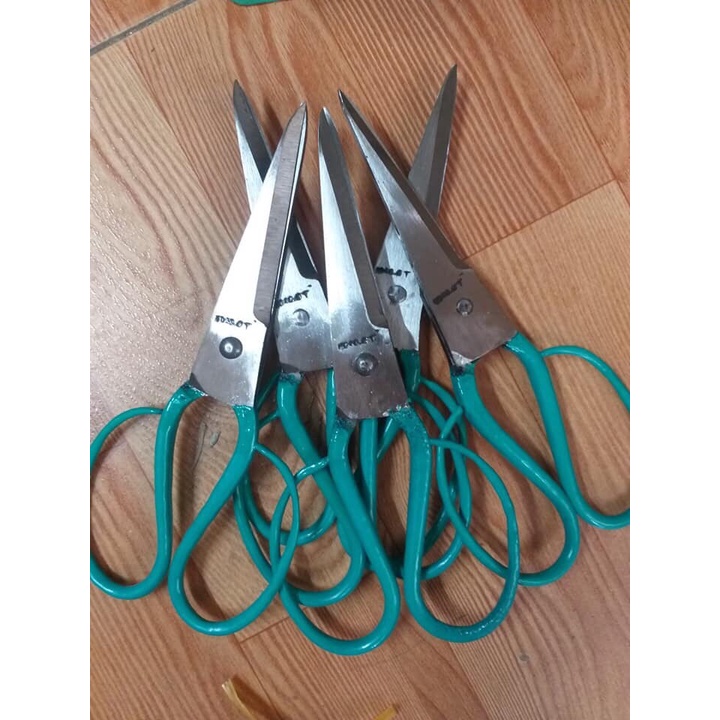 Kéo cắt vải , bổ cơi