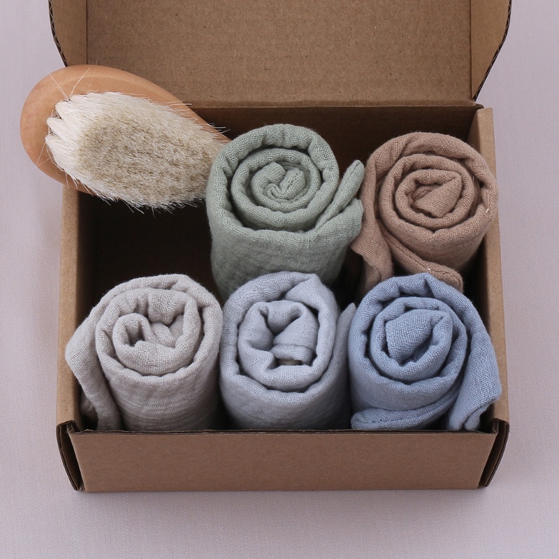 Bộ Khăn Lau Hình Vuông Bằng Cotton Mềm Mại Kèm Cọ Chải Tóc Cho Bé Sơ Sinh