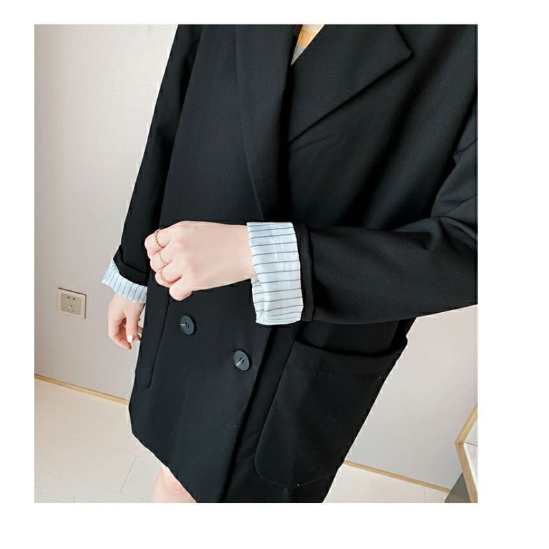 Áo Blazer đen phối kẻ kiểu dáng trẻ trung