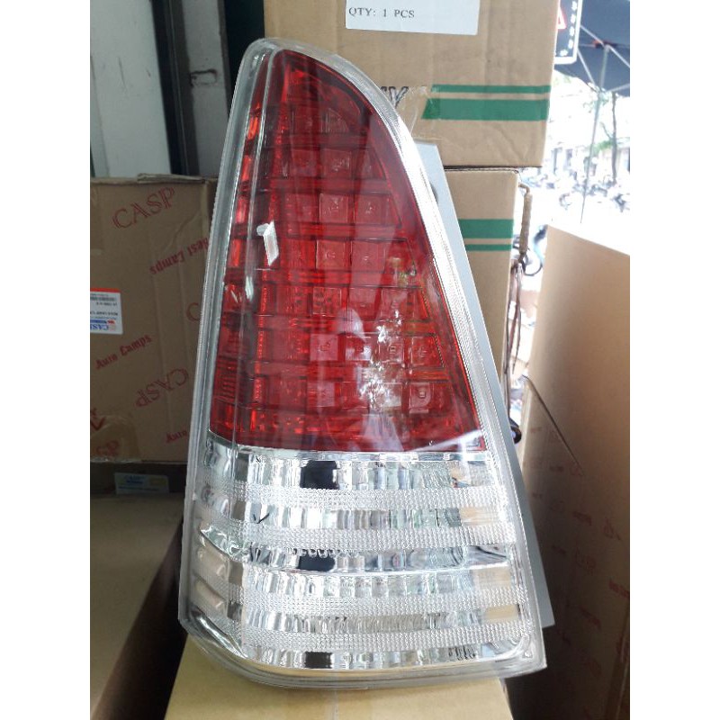 Đèn hậu xe innova 2009-2013