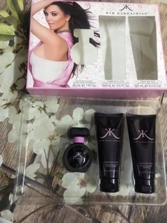 Nước hoa Kim Kardashian ( nước hoa bộ)
