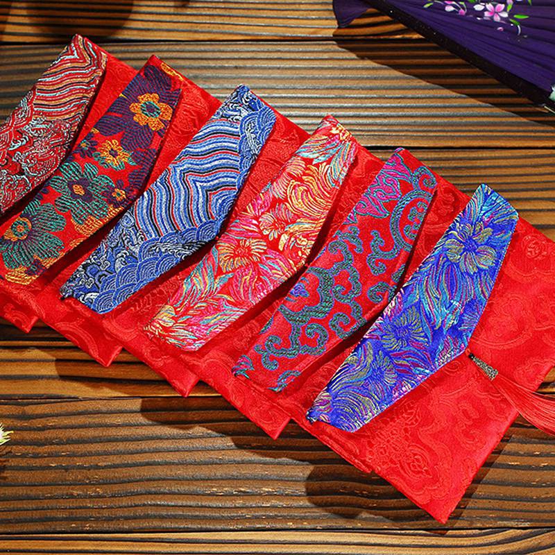 1 bao lì xì đỏ phong cách Trung Hoa mừng năm mới