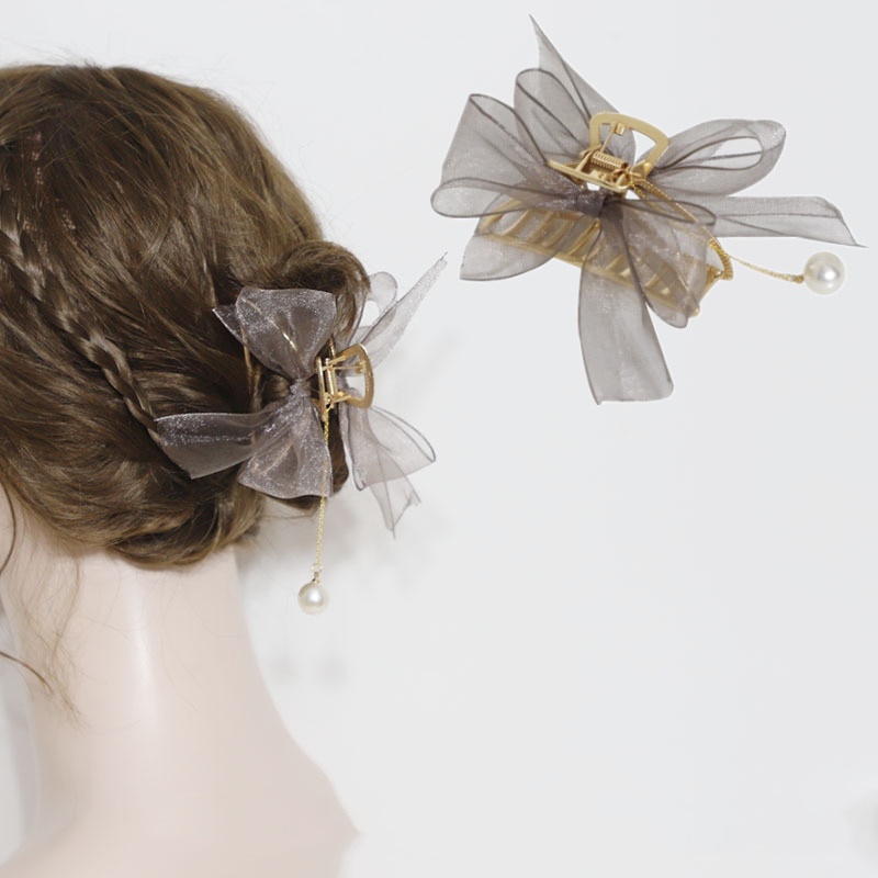 Kẹp Tóc Hình Nơ Lưng Đính Ngọc Trai Xinh Xắn Cho Nữ