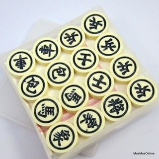 Bộ Trò Chơi Cờ Tướng Bằng Nhựa Kèm Bàn Giấy