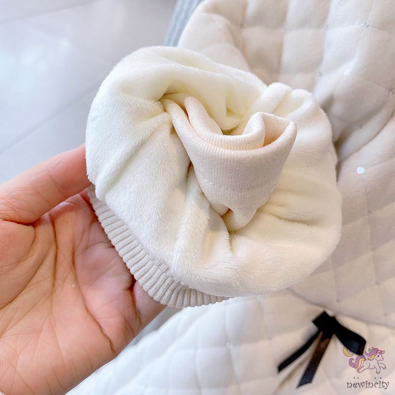 Áo khoác lông phong cách Hàn Quốc xinh xắn cho bé