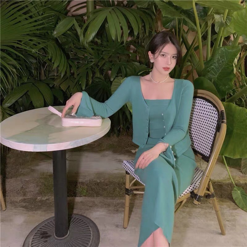 Set áo quây + chân váy len dài + áo cardigan len