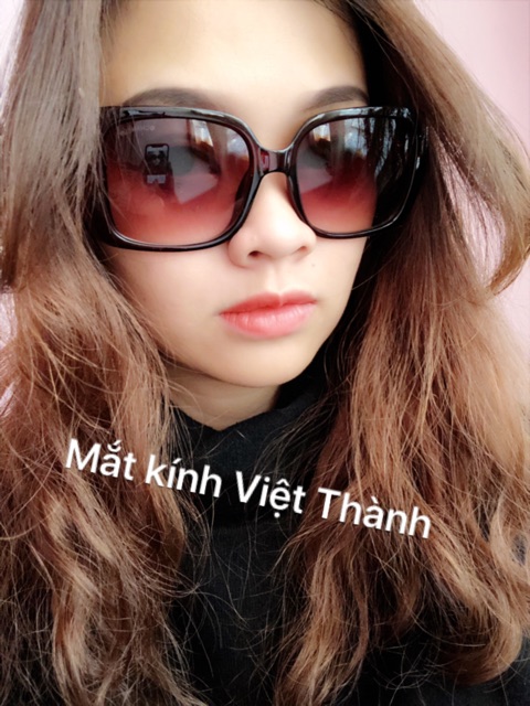 Kính chống UV nữ xích có hộp kính nữ vuông