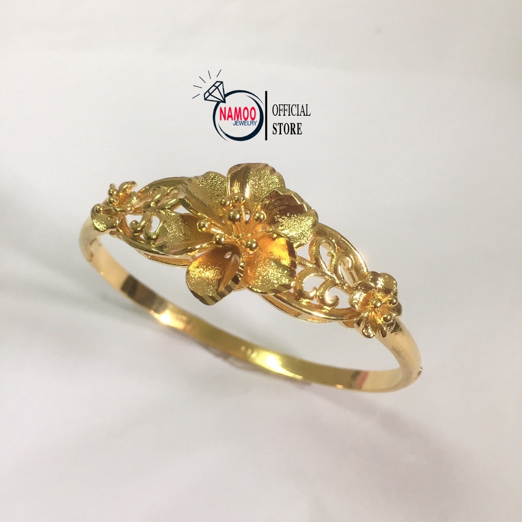 Lắc tay Hoa Mai L652 Dạng Kiềng cứng có Khóa CHốt mở ra Vào Namoo jewelry