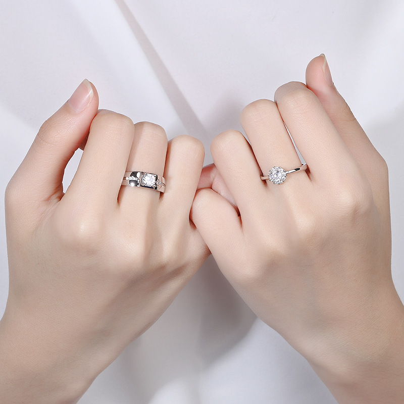 Set 2 nhẫn mạ bạc có thể điều chỉnh kích thước cho cặp đôi