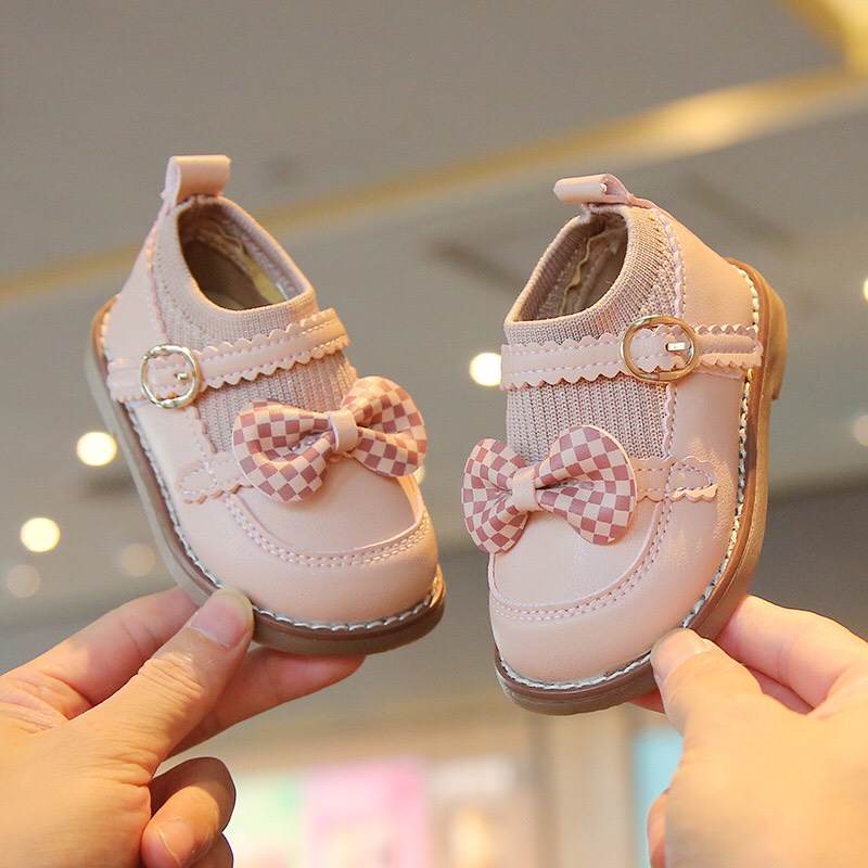 Giày boot cho bé gái - Bốt thun co giãn cho bé kết hợp với da PU mềm siêu nhẹ đính nơ caro dễ thương (s16-s25) A2233
