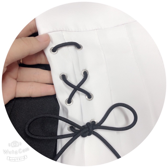 Chân váy xếp ly xỏ dây bên | BigBuy360 - bigbuy360.vn