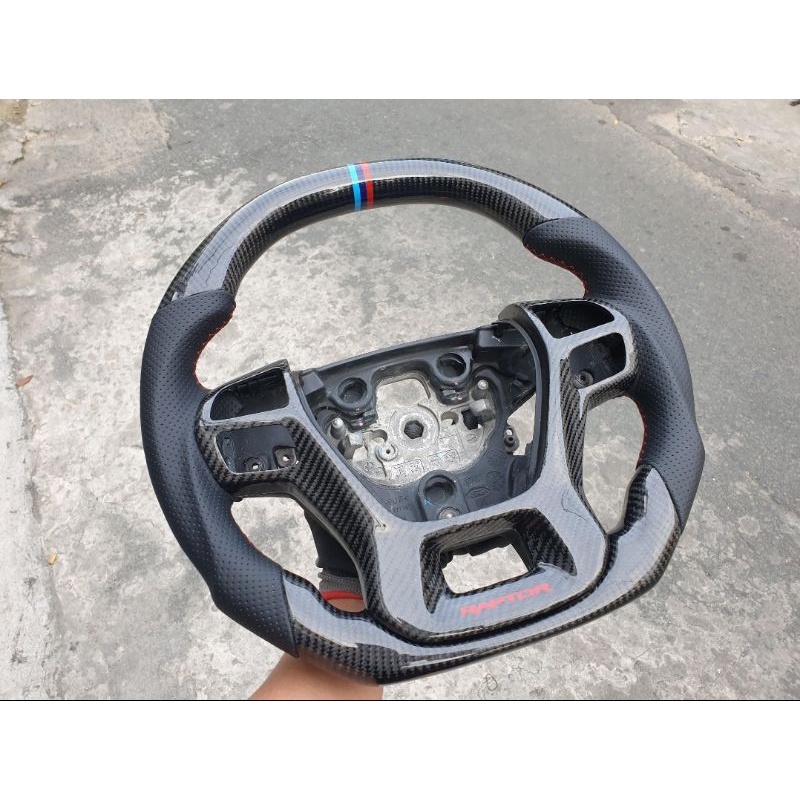 Ranger Raptor Vô lăng Carbon siêu thể thao