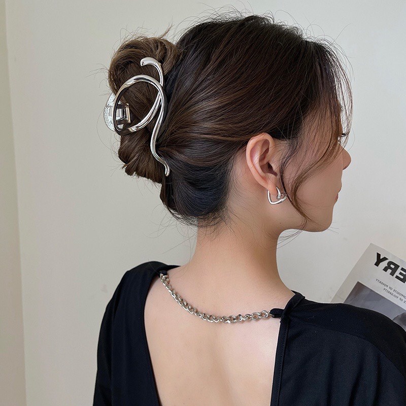 Kẹp (gấp tóc) kim loại mẫu Chữ Q sang trọng, xinh đẹp dành cho các bạn nữ DTOnline (chọn màu)