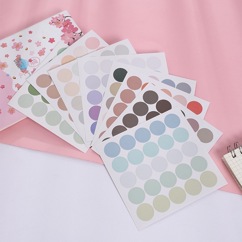 Sticker tròn nhiều màu sắc trang trí