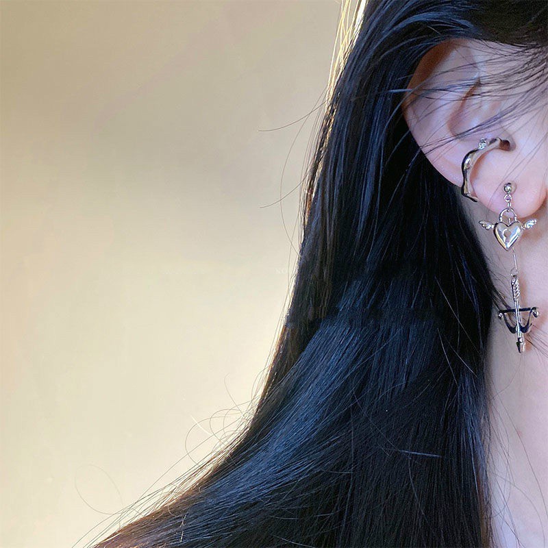 Khuyên kẹp vành tai bằng kim loại hình thần tình yêu không cần đục lỗ đơn giản cá tính 191081