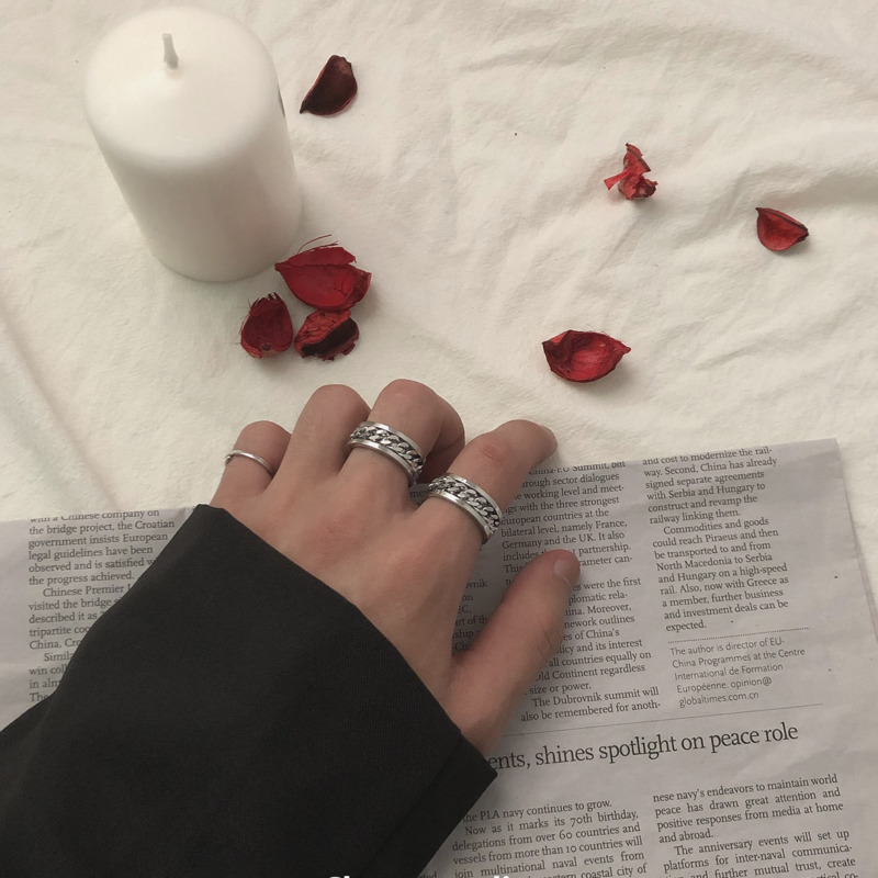 Nhẫn xoay đơn giản cá tính thời trang