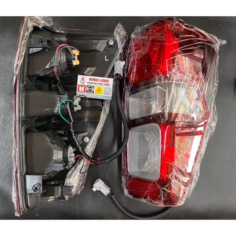 Đèn hậu ISUZU DMAX 2021