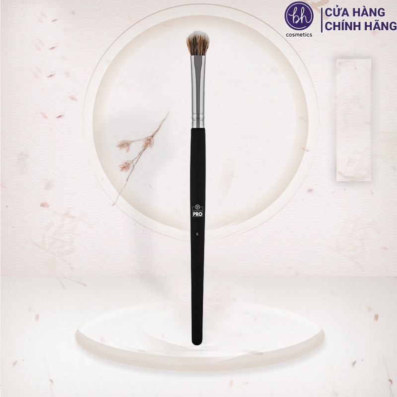 Cọ trộn màu mắt Bh cosmetics Studio Pro Brush 6 Blending Crease (tách sét)