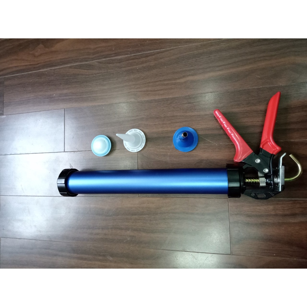 Súng bắn keo túi , súng băn keo xúc xích dạng nước 600ml. Kết hợp bắn keo lọ apolo đường keo dài, có chế độ tự ngắt