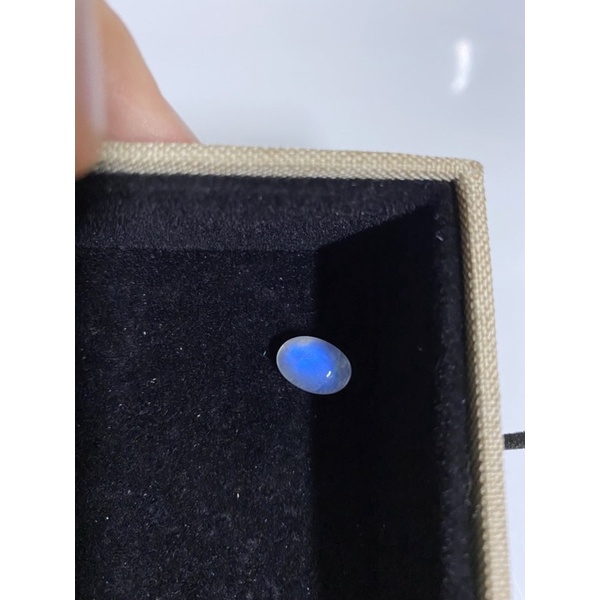 Viên đá mặt trăng ! rainbow moonstone!