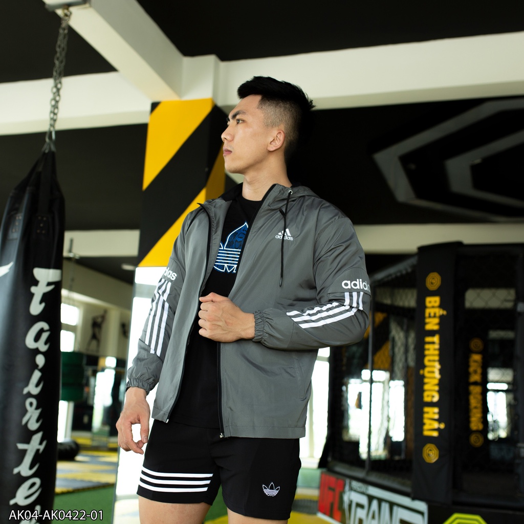 Áo khoác Adidas vải gió 2 lớp phối viền vai AK04 - áo khoác nam VNXK có mũ