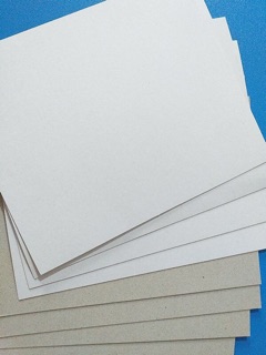 Giấy duplex 300. Sấp 40 tờ 79K