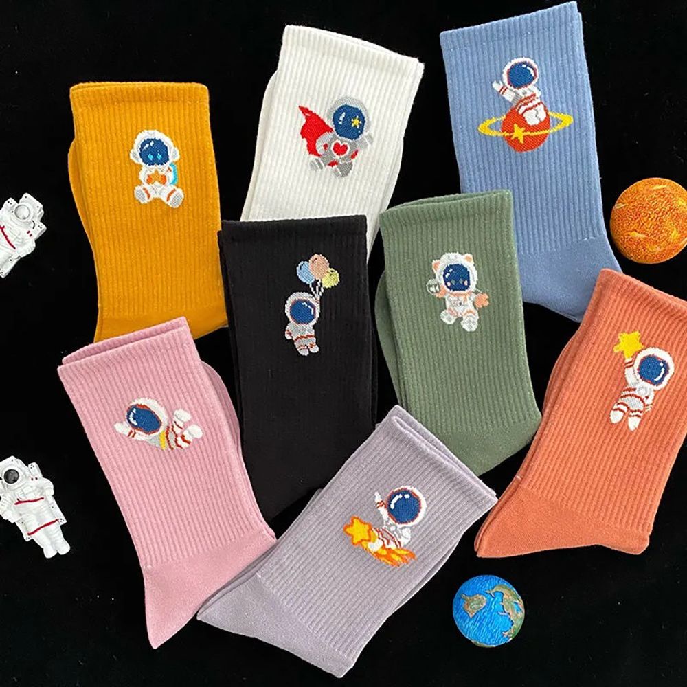 Vớ cổ trung mềm mại in hình phi hành gia hoạt hình dễ thương cho nam và nữ